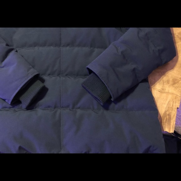 Authentic Canada Goose Navy Woolford Puffer Jacket, XL - Picture 11 of 15